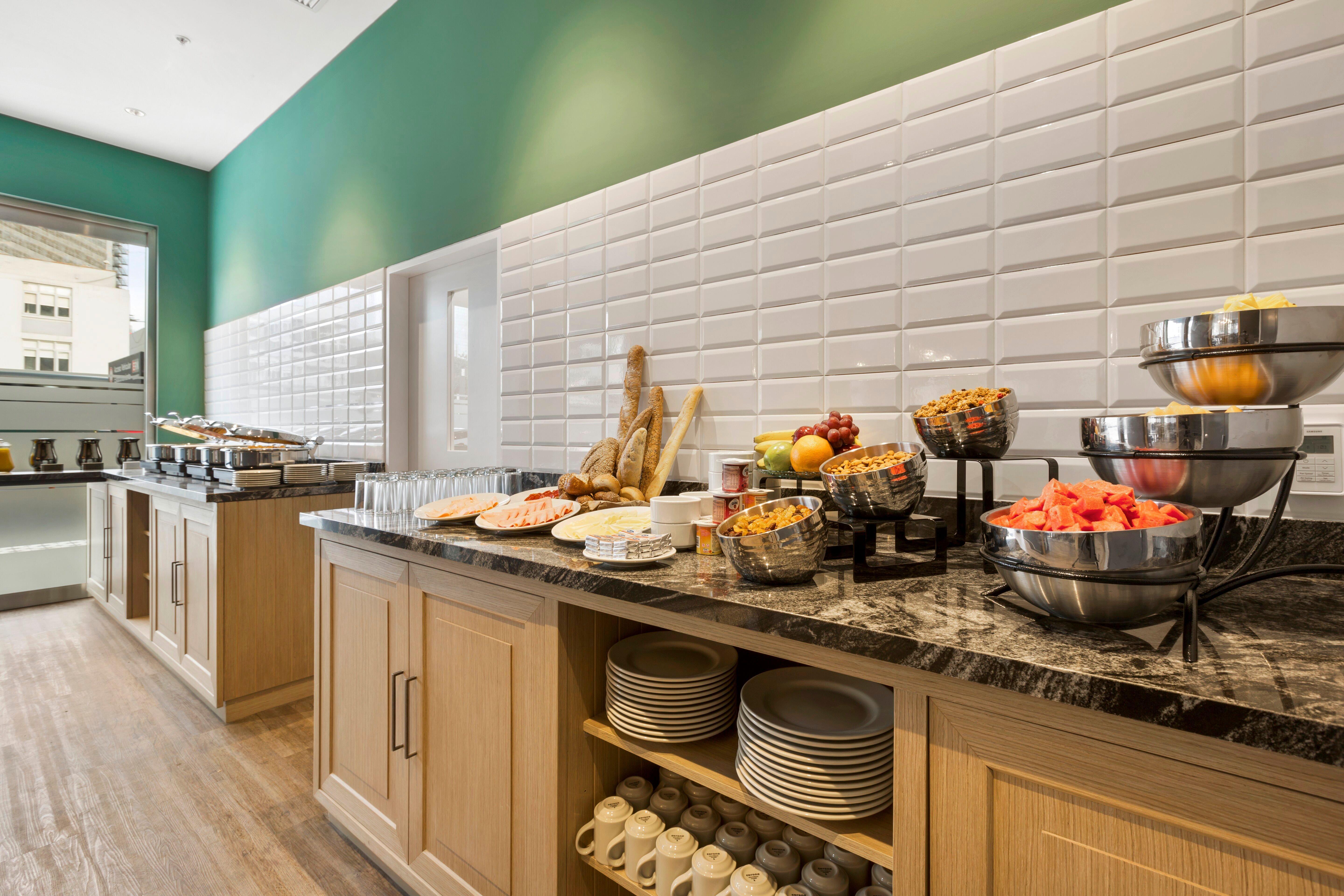 Hotel Express - San Isidro By Ihg Lima